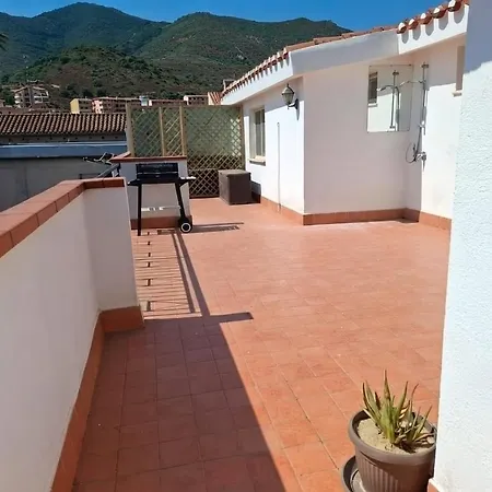 Lejlighed In The Center With Terrace 4km From The Sea *