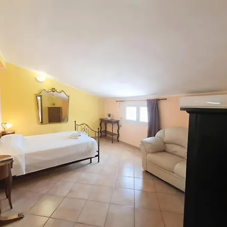 In The Center With Terrace 4km From The Sea * Muravera
