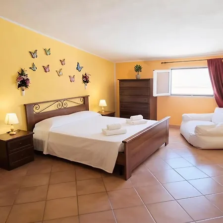 In The Center With Terrace 4km From The Sea * Muravera
